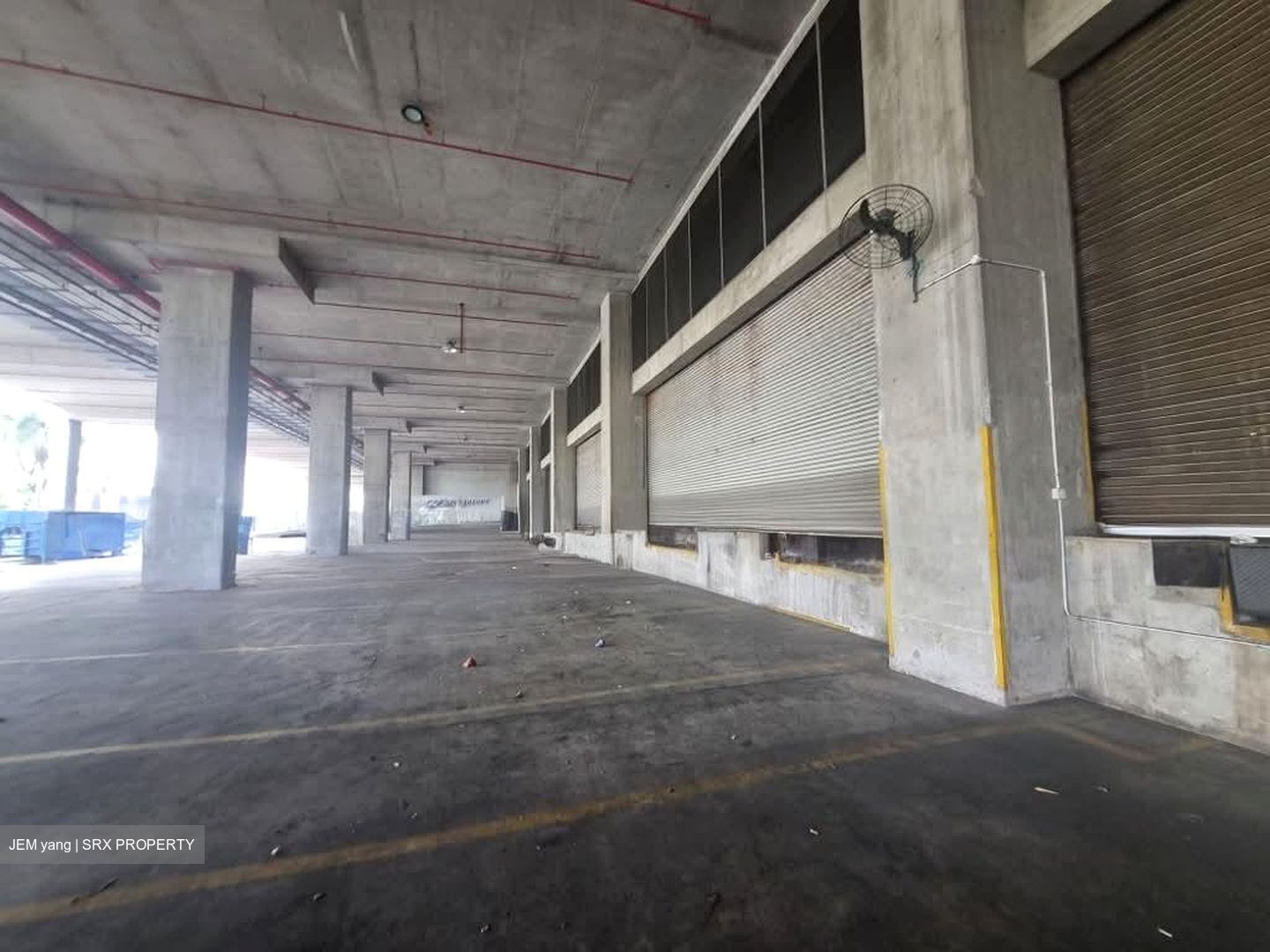 Penjuru Road (D22), Warehouse #575678501